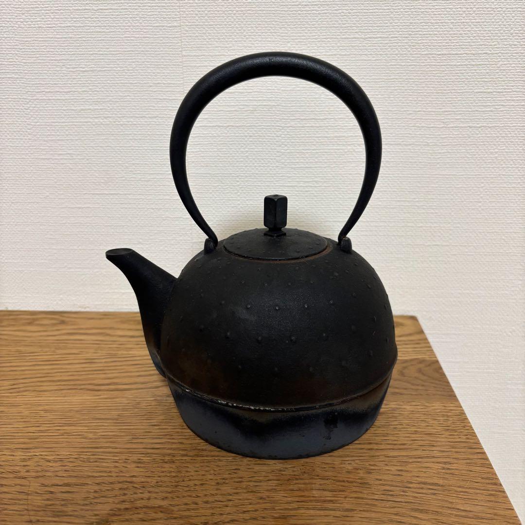 空間鋳造　1ℓ 鉄瓶　入手困難品