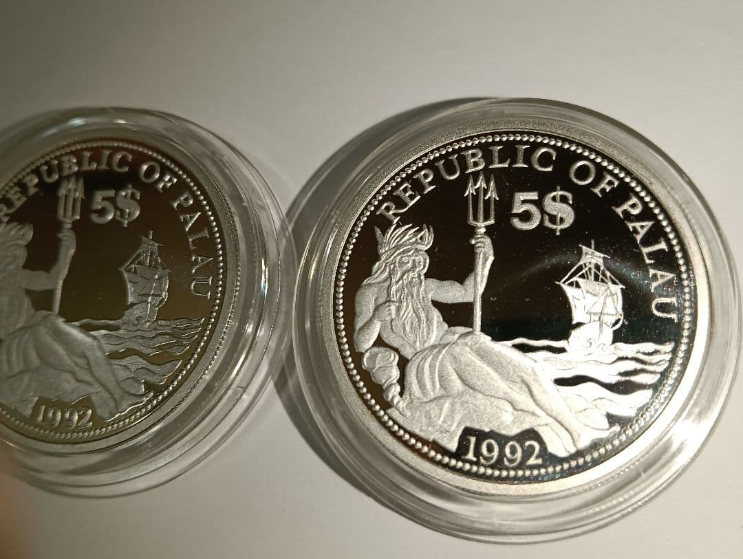 パラオ共和国発行カラー銀貨（Marine ifu Protectionシリーズ）