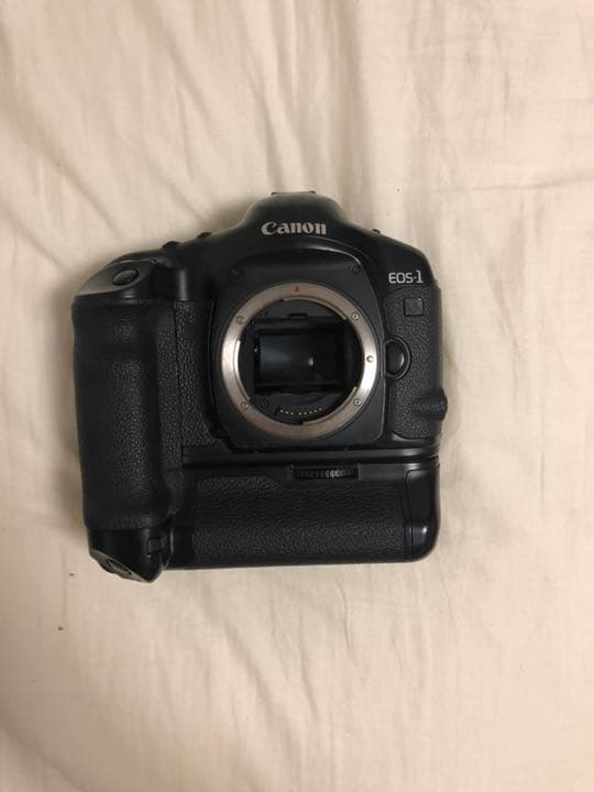 【完動品】Canon eos 1v HS（グリップPB-E2）ボディ キヤノン
