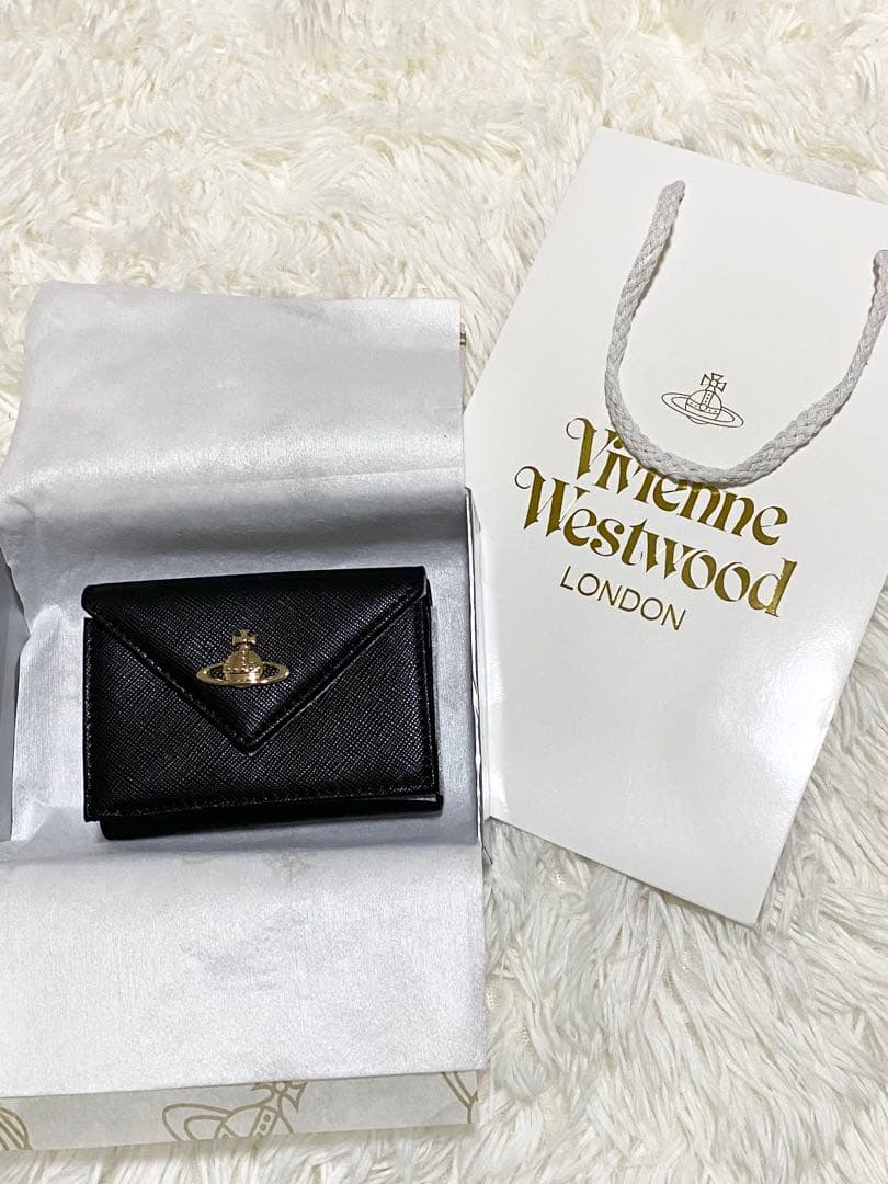 専用品☆即完売⭐︎Vivienne Westwood 三つ折り財布