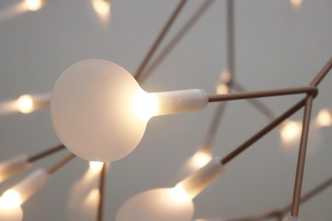 在庫2台 モーイ ヘラクレウム LED シャンデリア ペンダント ライト