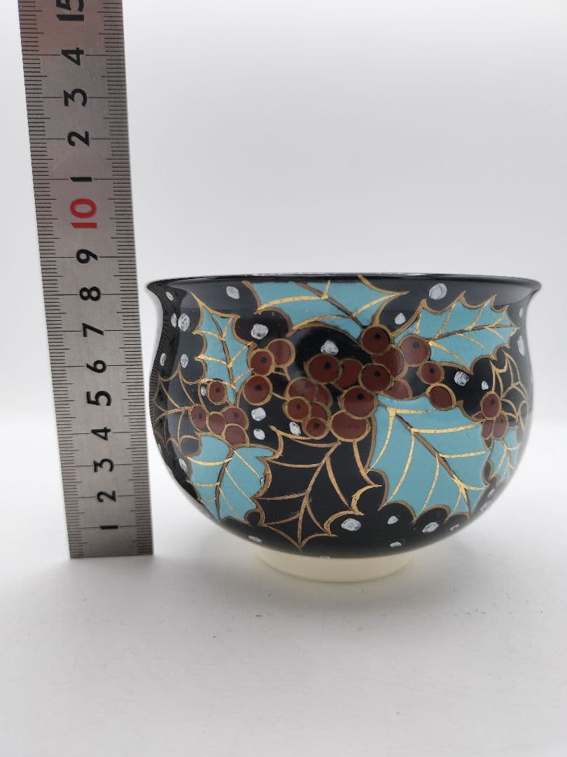 c410【新品・未使用】茶碗 黒仁清 柊に雪 水出絢 紙箱 茶道具