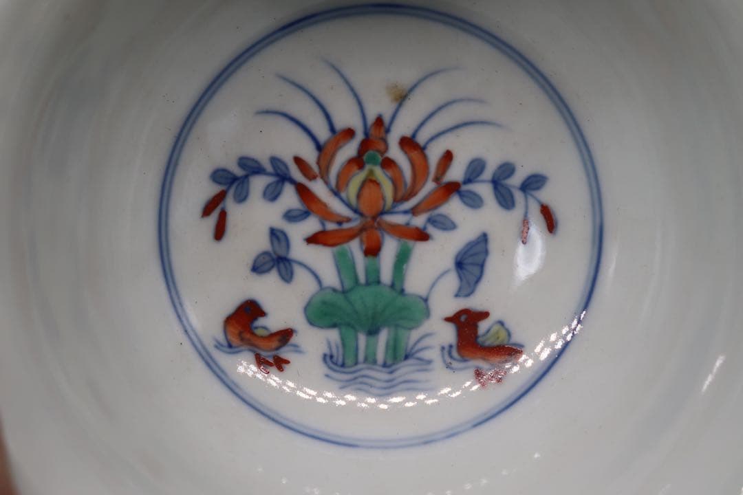 中国　とう彩　蓮鴛鴦紋碗　大明成化年製　送料込み1121