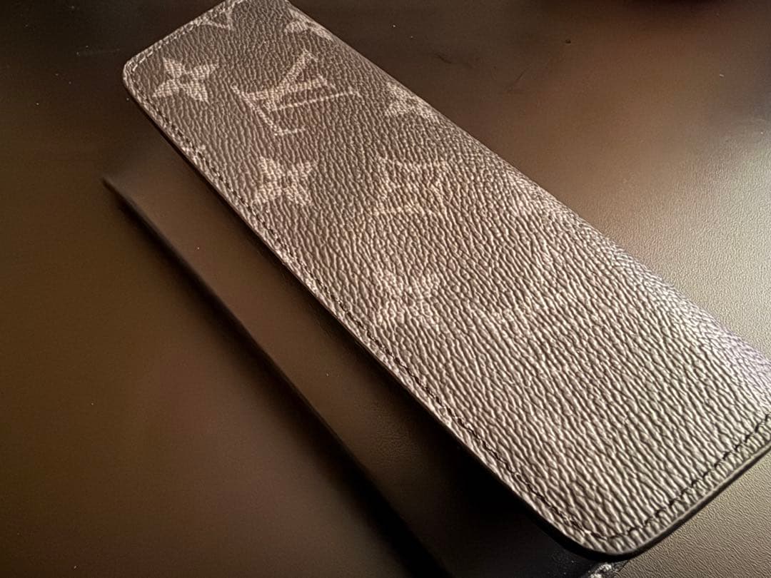 美品 LOUIS VUITTON エテュイ・リュネット ウディGI0296