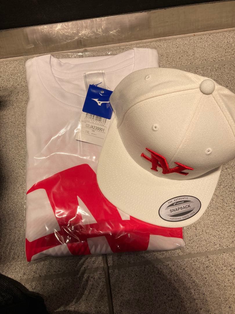 井上尚弥　Tシャツ　2ＸＬサイズ　キャップセット