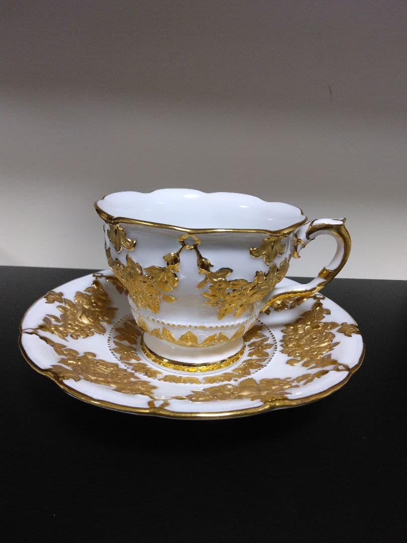 マイセン　宮廷の小花　カップ＆ソーサー 1924年〜1934年造られた物