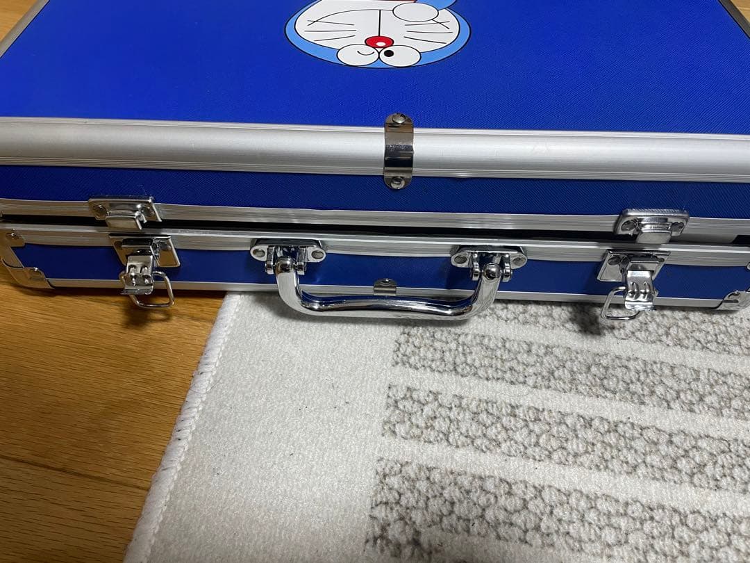 ドラえもん麻雀牌（レーザー彫刻) 専用ケース付き　144個　大きな麻雀44mm