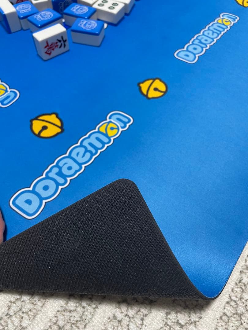 ドラえもん麻雀牌（レーザー彫刻) 専用ケース付き　144個　大きな麻雀44mm