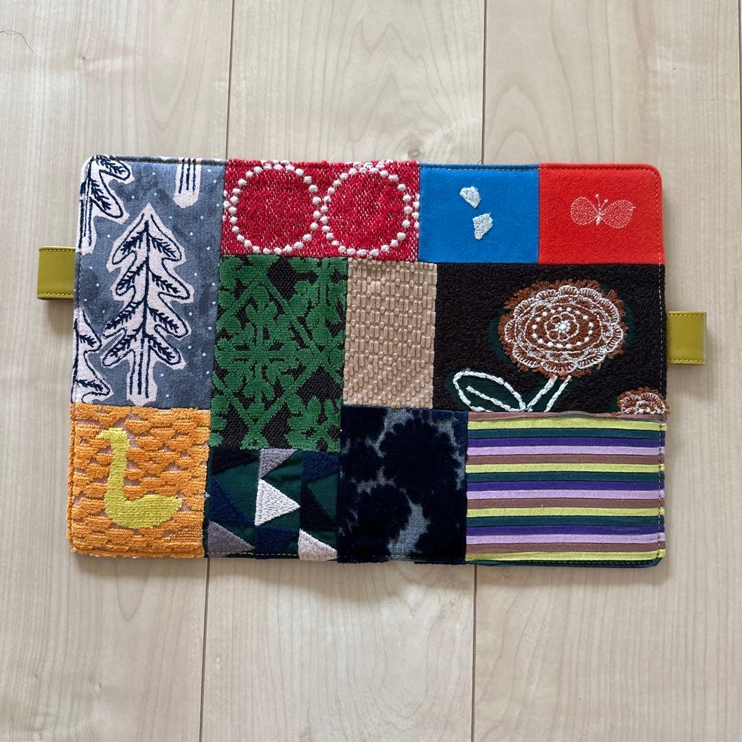 ほぼ日カズン　ミナペルホネンカバー