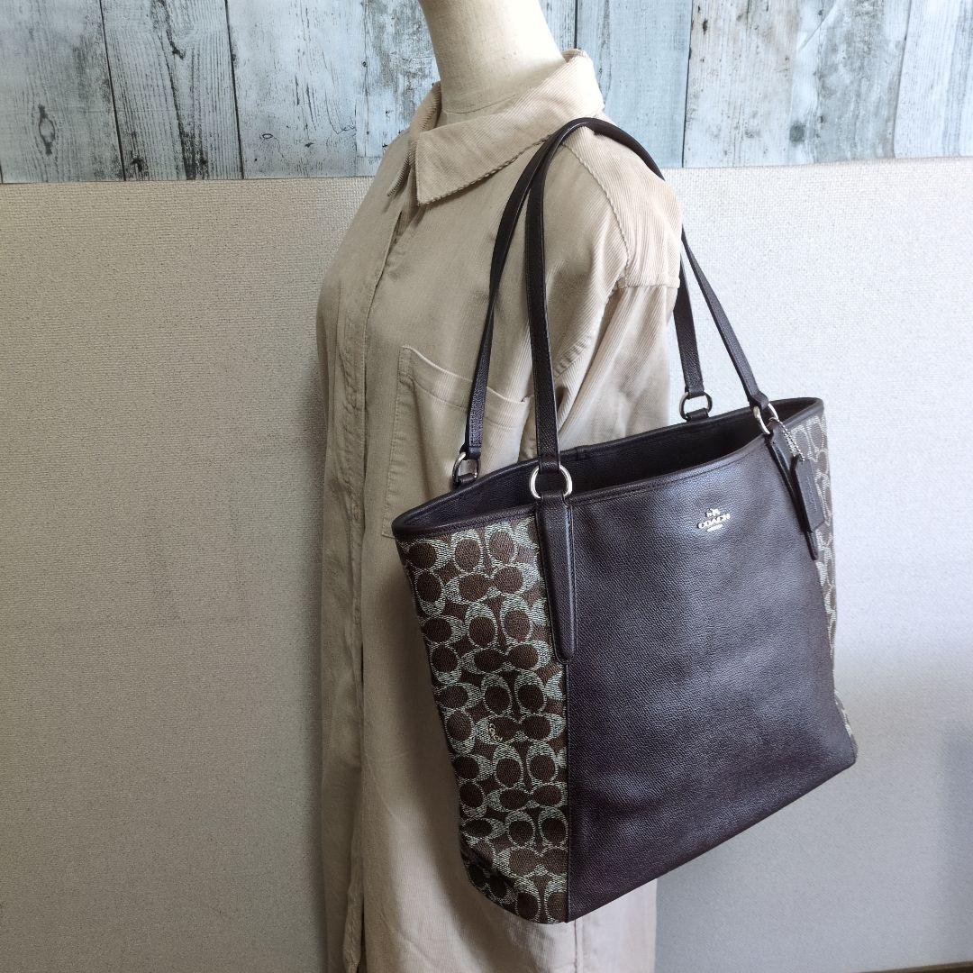 ✿未使用に近い✿　コーチ　トートショルダーバッグ　ブラウン　レザー