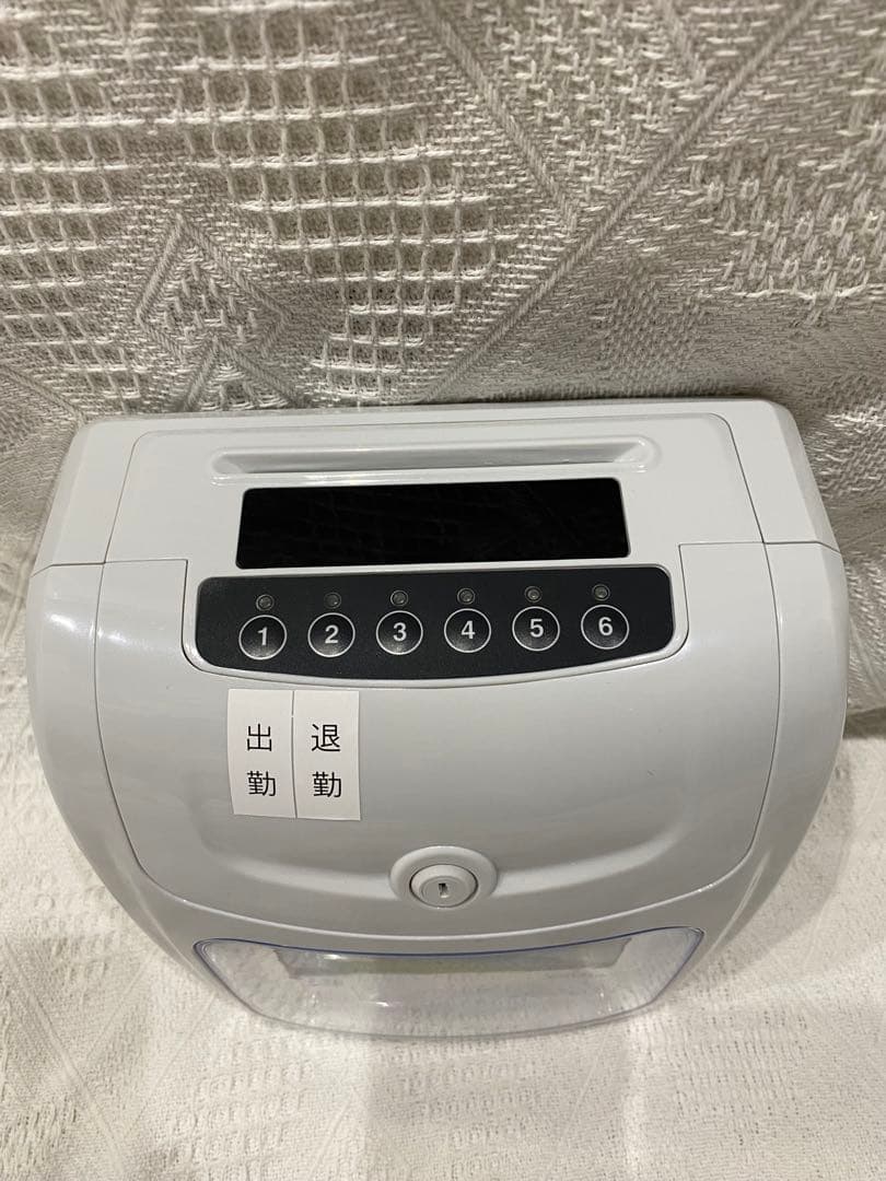 VOICE 自動集計機能付タイムレコーダー VT-2000