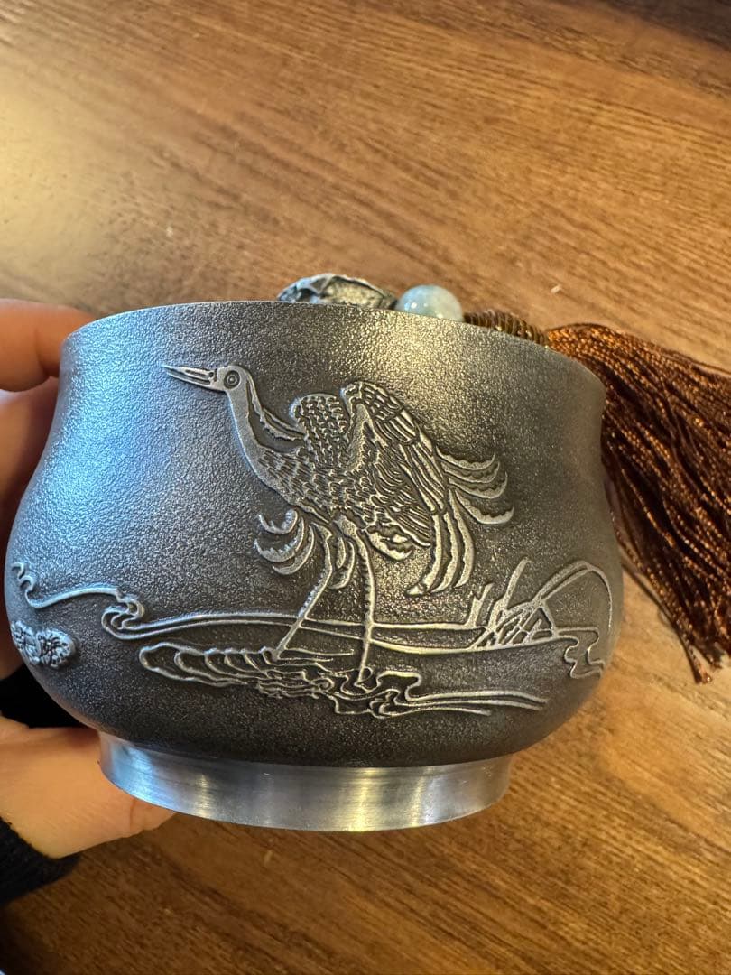 鶴彫刻の純錫製製茶釜