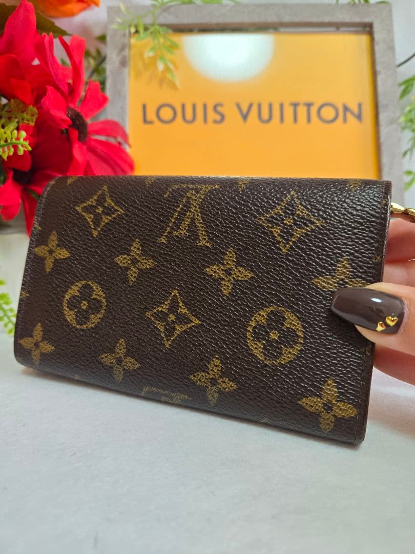 ☆LOUIS VUITTON ルイヴィトン 二つ折り財布 L字ファスナー☆