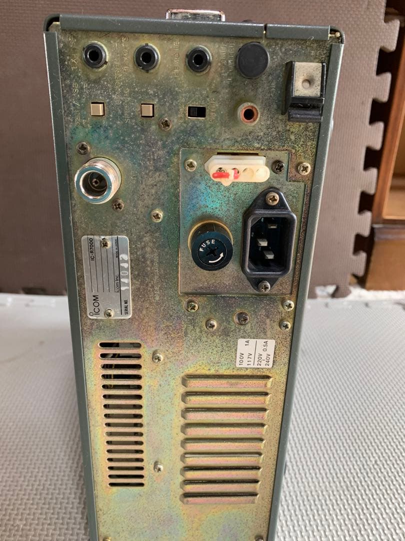 動作未確認　ICOM IC-R7000　 広帯域受信機