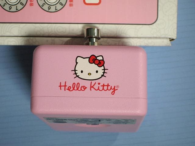 ギター Fender HELLO KITTY FUZZ
