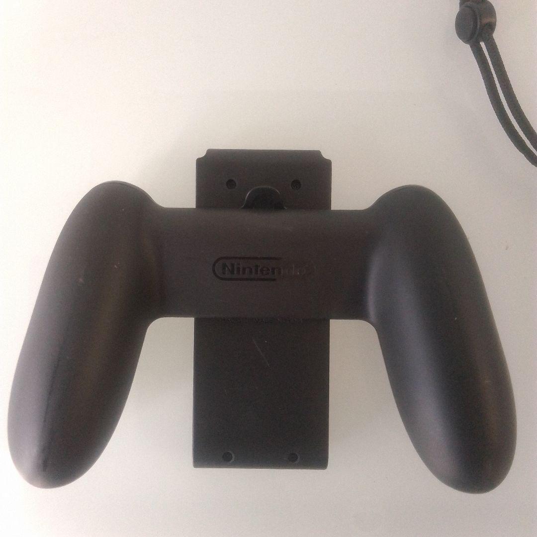 【中古品】Nintendo Switchの本体と付属品一式。初期化済み。