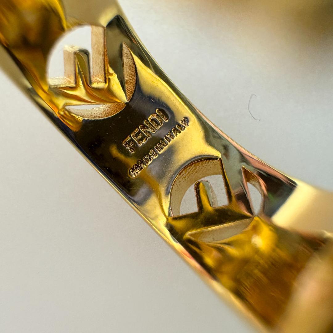 ★美品★　FENDI フェンディ エフイズフェンディ フープ ピアス