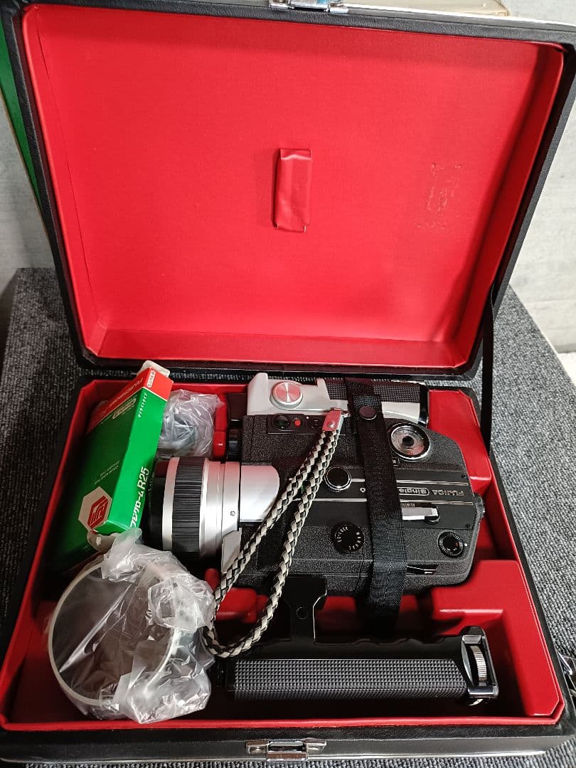 FUJICAシングル-8 Z800、8ミリカメラ 可動確認済み品！