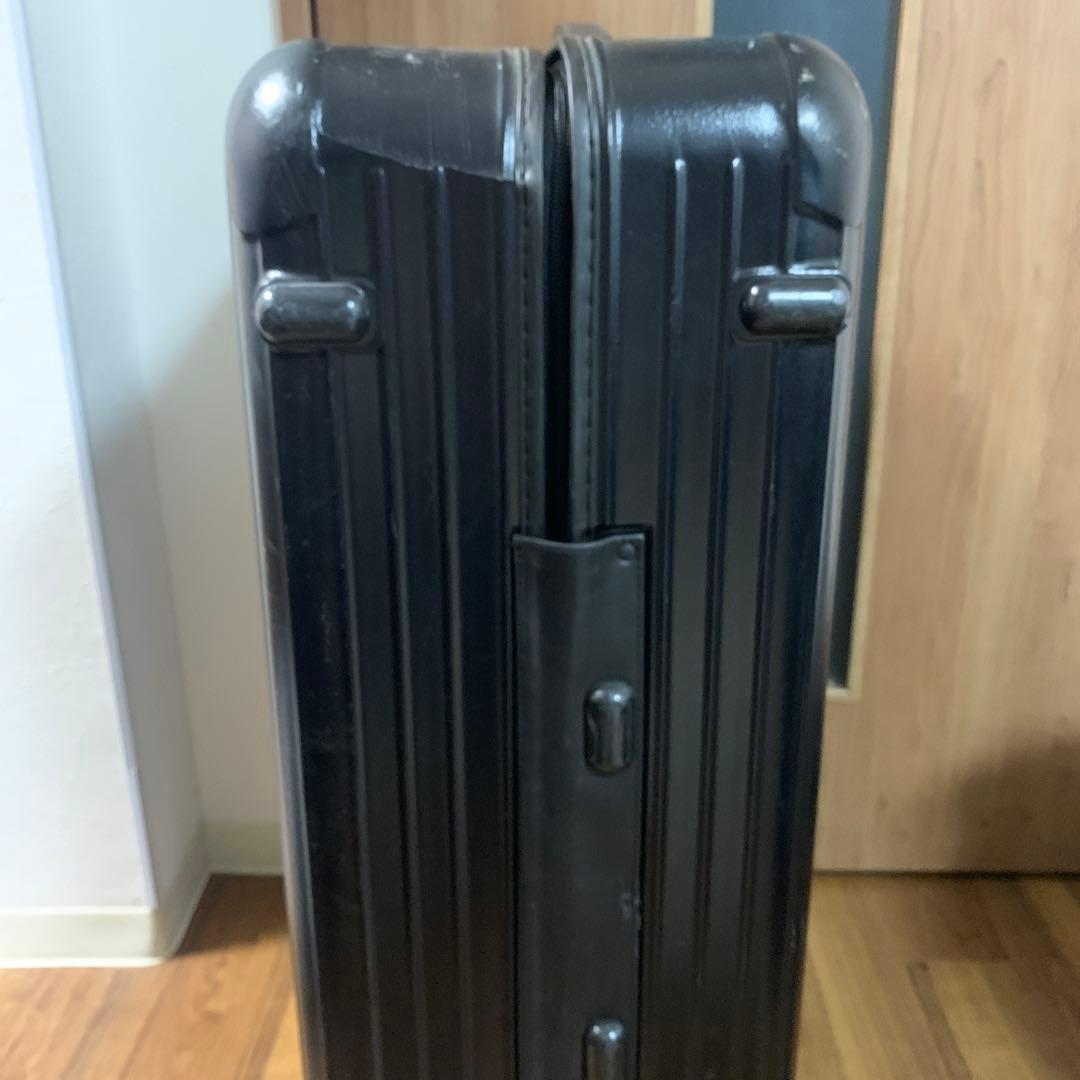 リモワ　ブラック ストライプ キャリーケース中古⭐️
