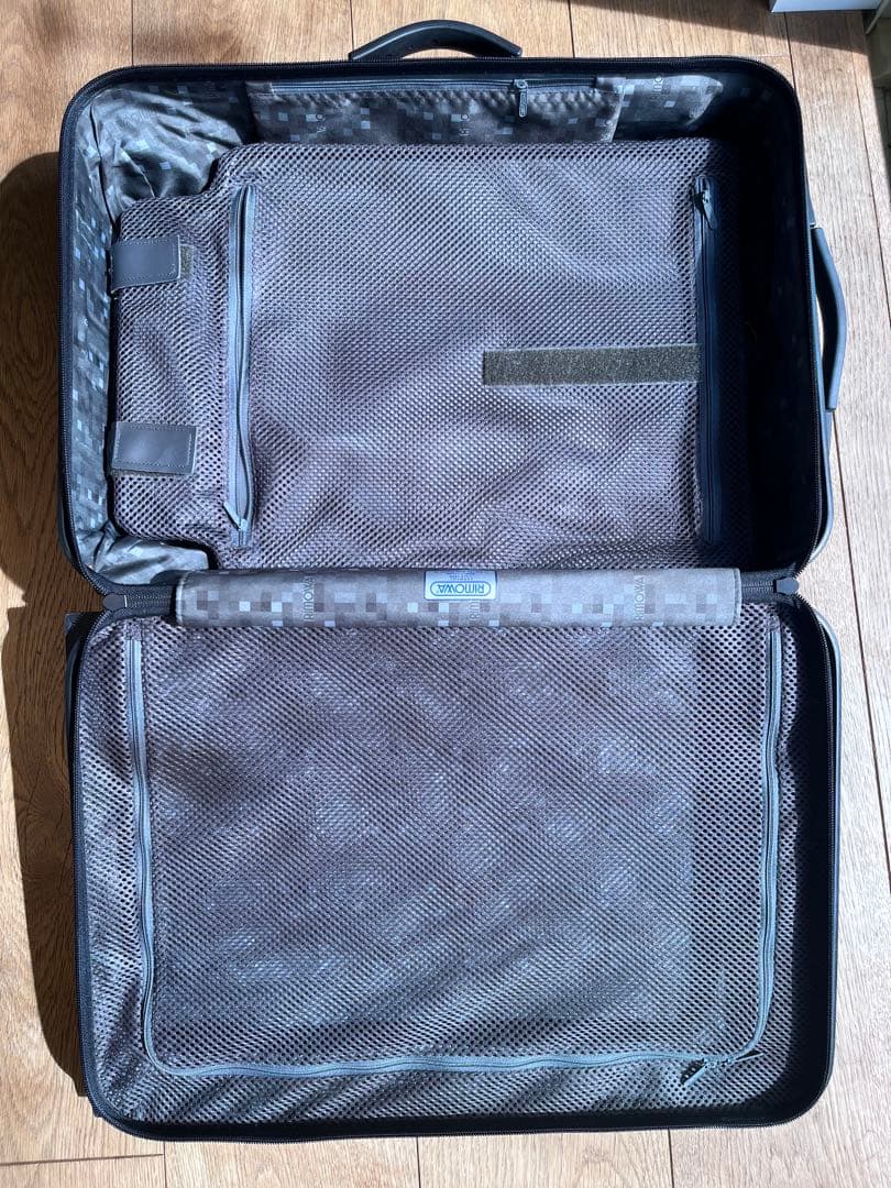 【廃盤】リモワ サルサ 35L マットブラック 2輪　RIMOWA SALSA