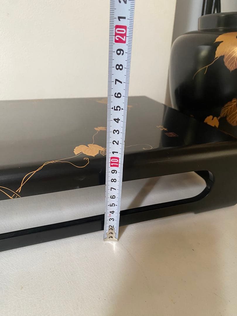 漆塗り花瓶　花台付　黒地　金色　葉模様　壺　置物　骨董