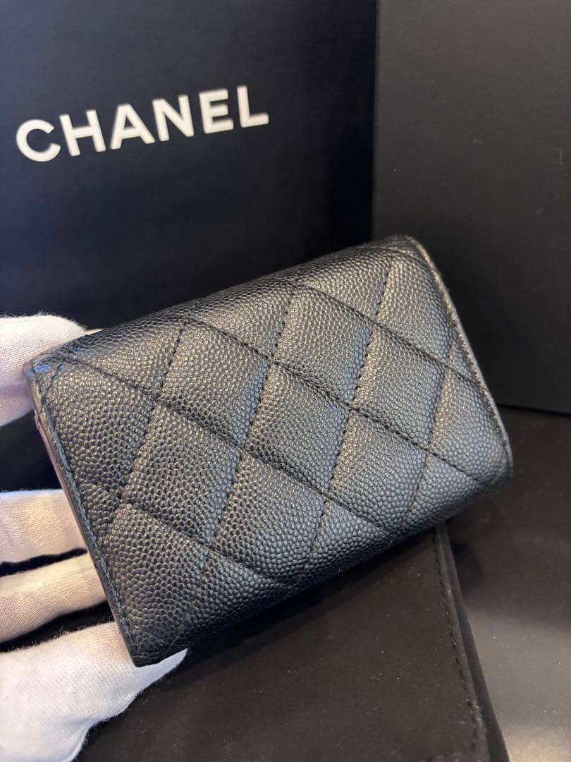 最上級美品‼️CHANEL ブラック 三つ折り財布