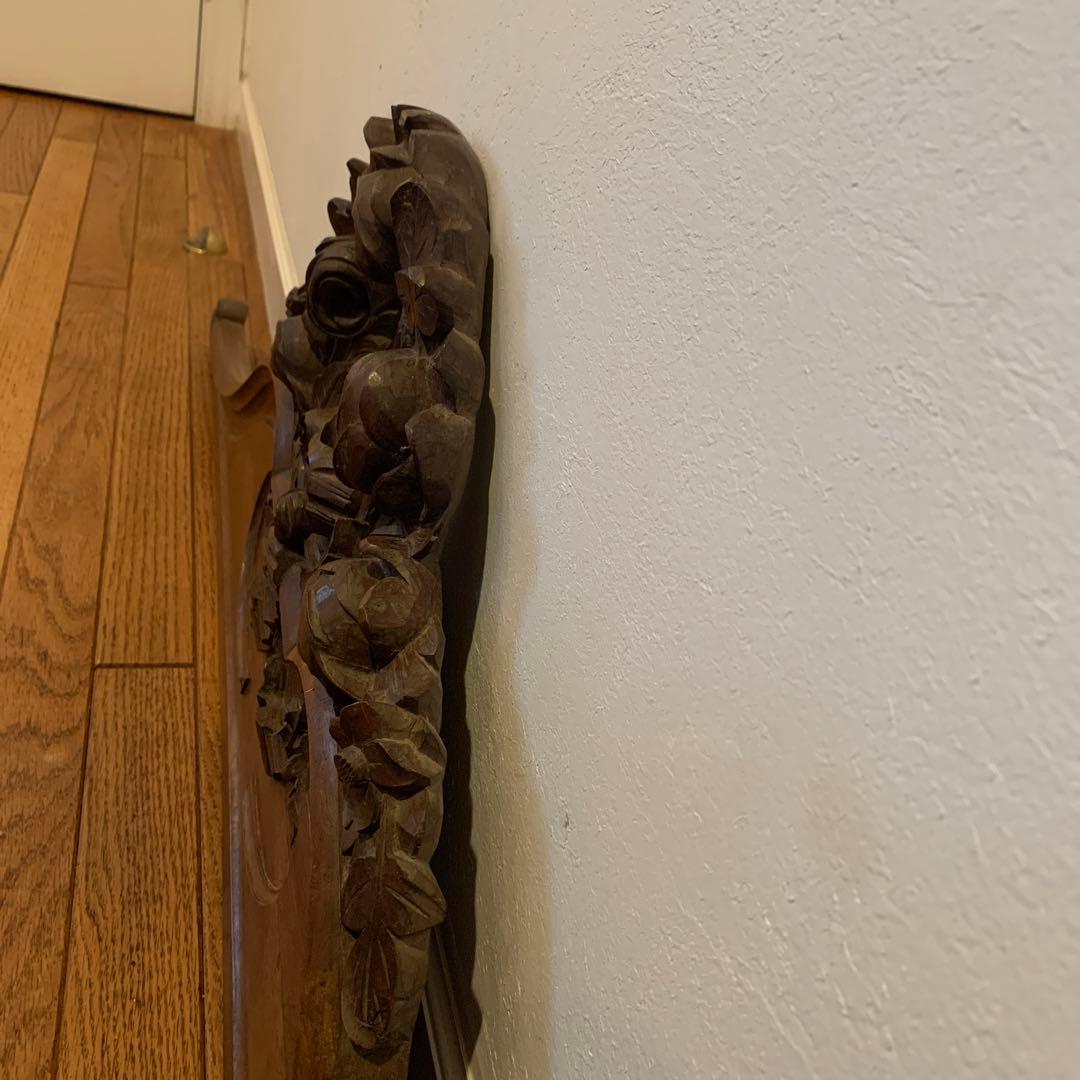 フランスアンティーク　家具装飾　重厚なバラとリボン