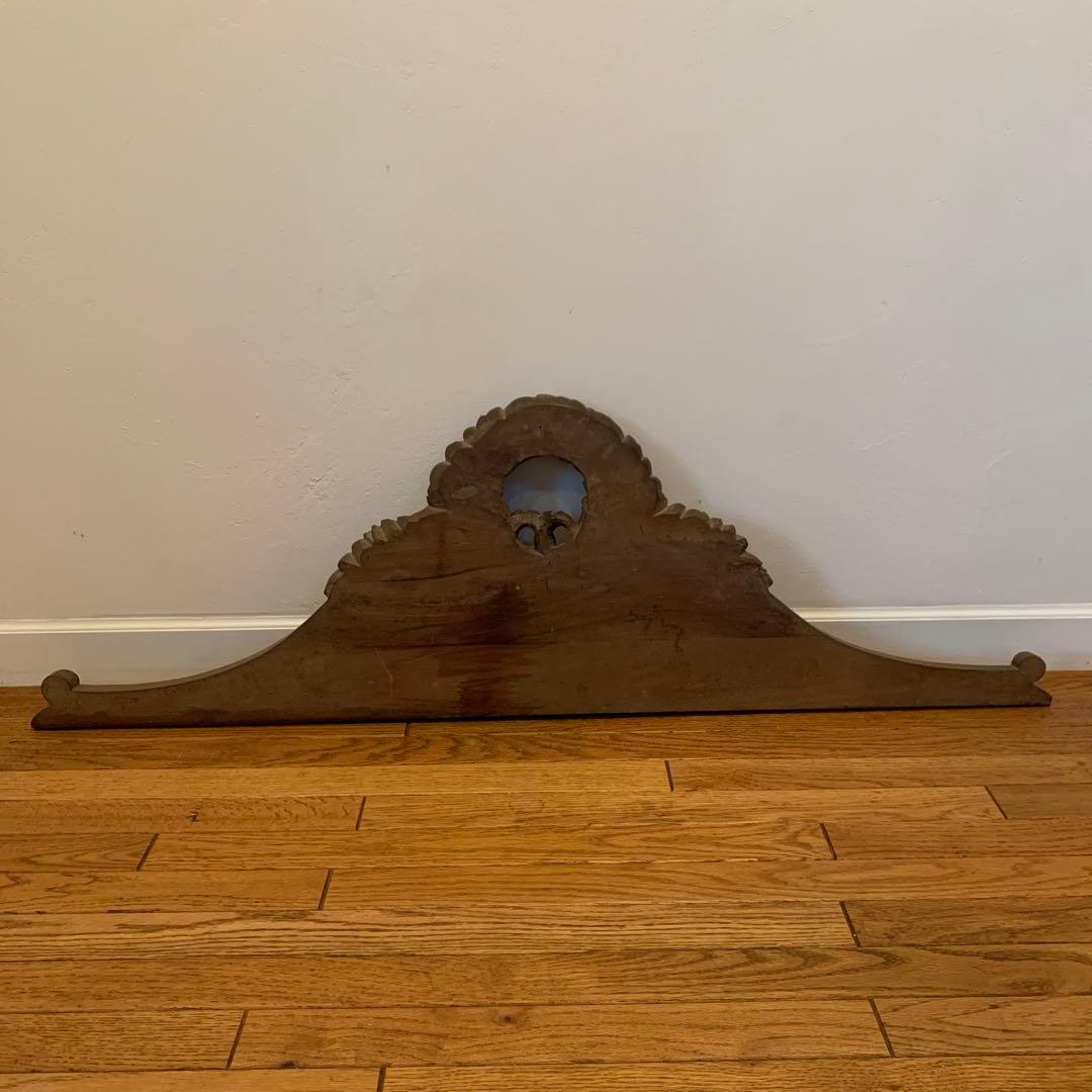 フランスアンティーク　家具装飾　重厚なバラとリボン