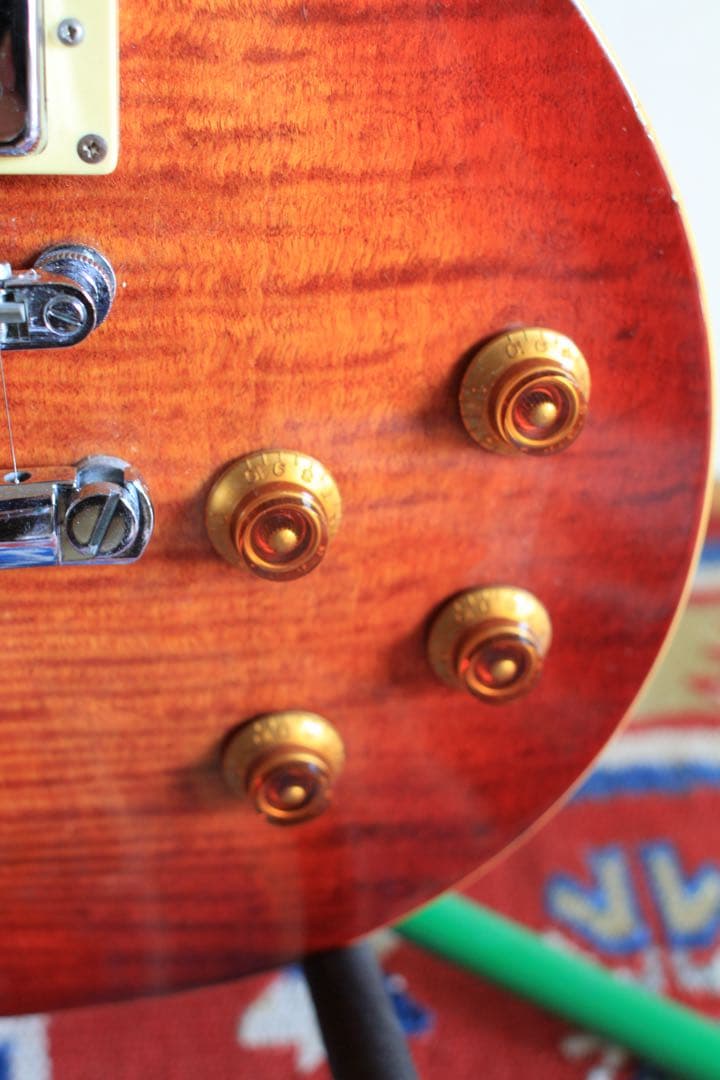 エピフォンレスポール　エレキギター サンバースト