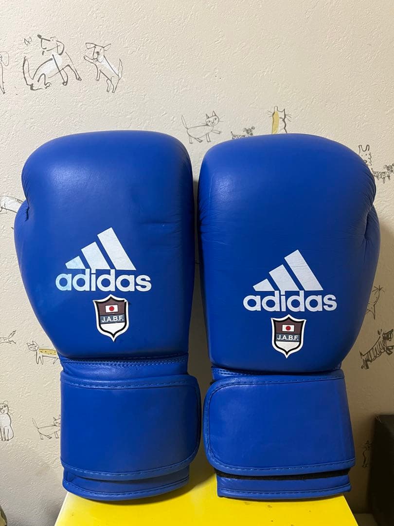 adidas ボクシンググローブ 12oz 青