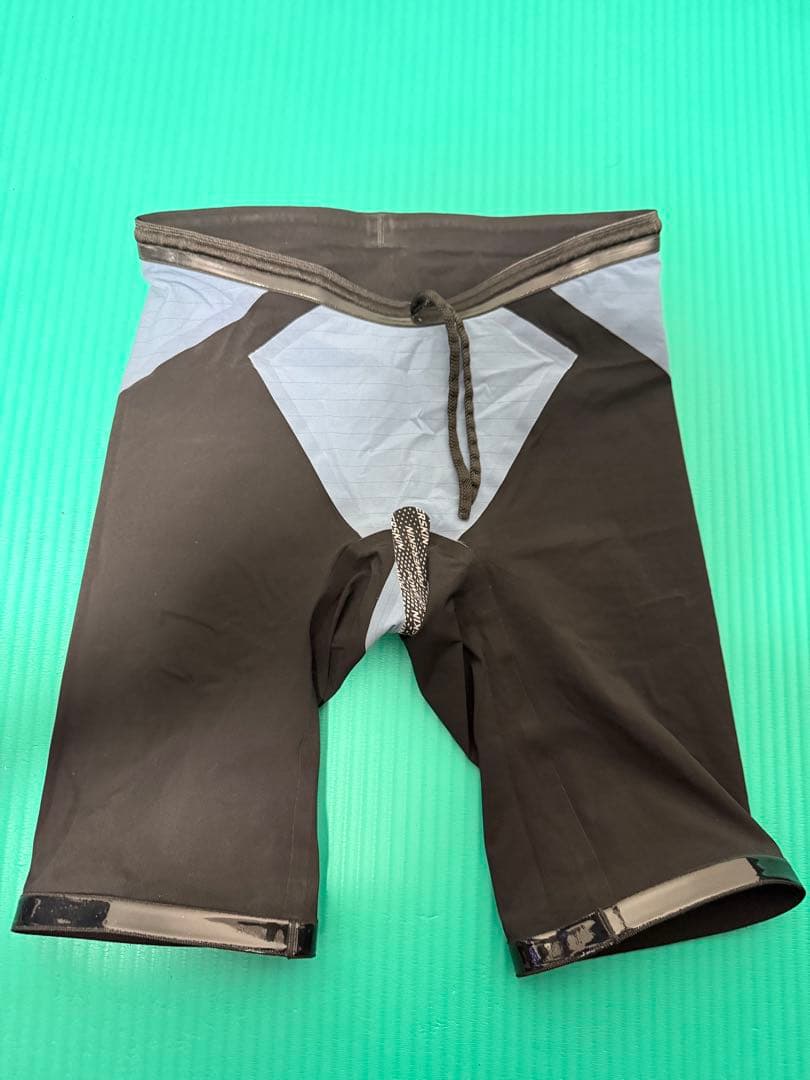 Arena Powerskin Carbon Air2 Mサイズ