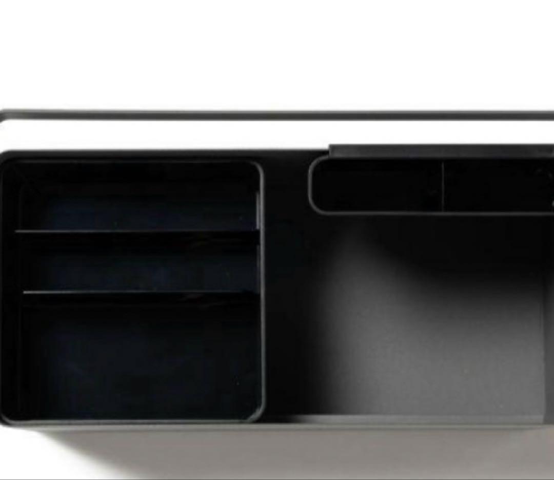 ヒューマンメイド　MAKEUP TOOLBOX