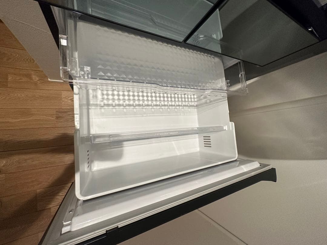 【ミラータイプ】HITACHI R-KX57N(X)型 冷蔵庫 567L