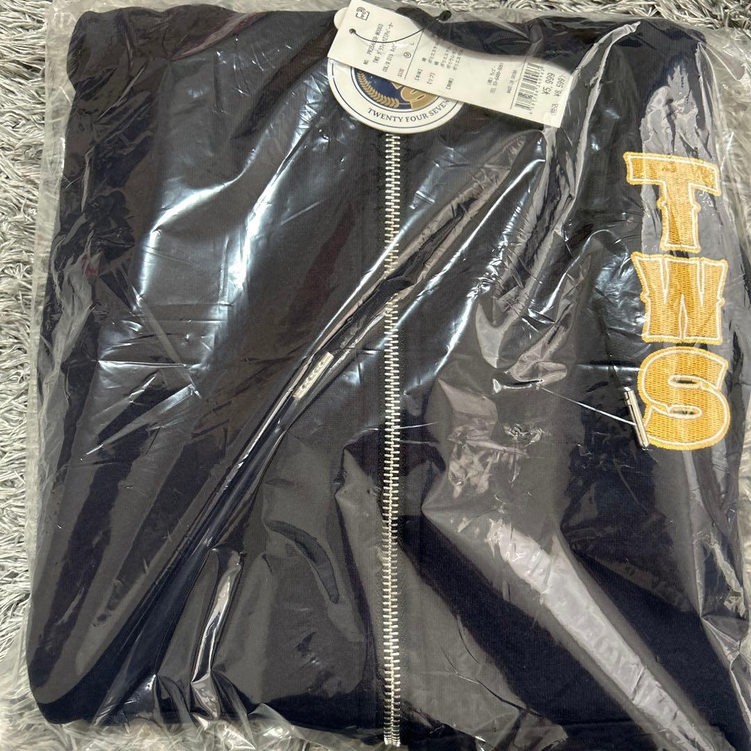 WEGO TWS　グラフィックZIPパーカー　ネイビーM