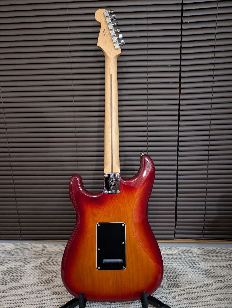 ギター Fender Player Stratocaster HSS Plus Top