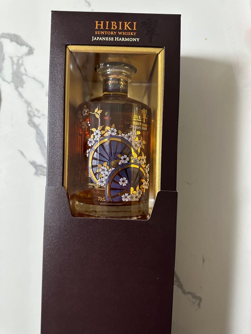 響 ジャパニーズハーモニー マスターズセレクト 意匠ボトル ウイスキー