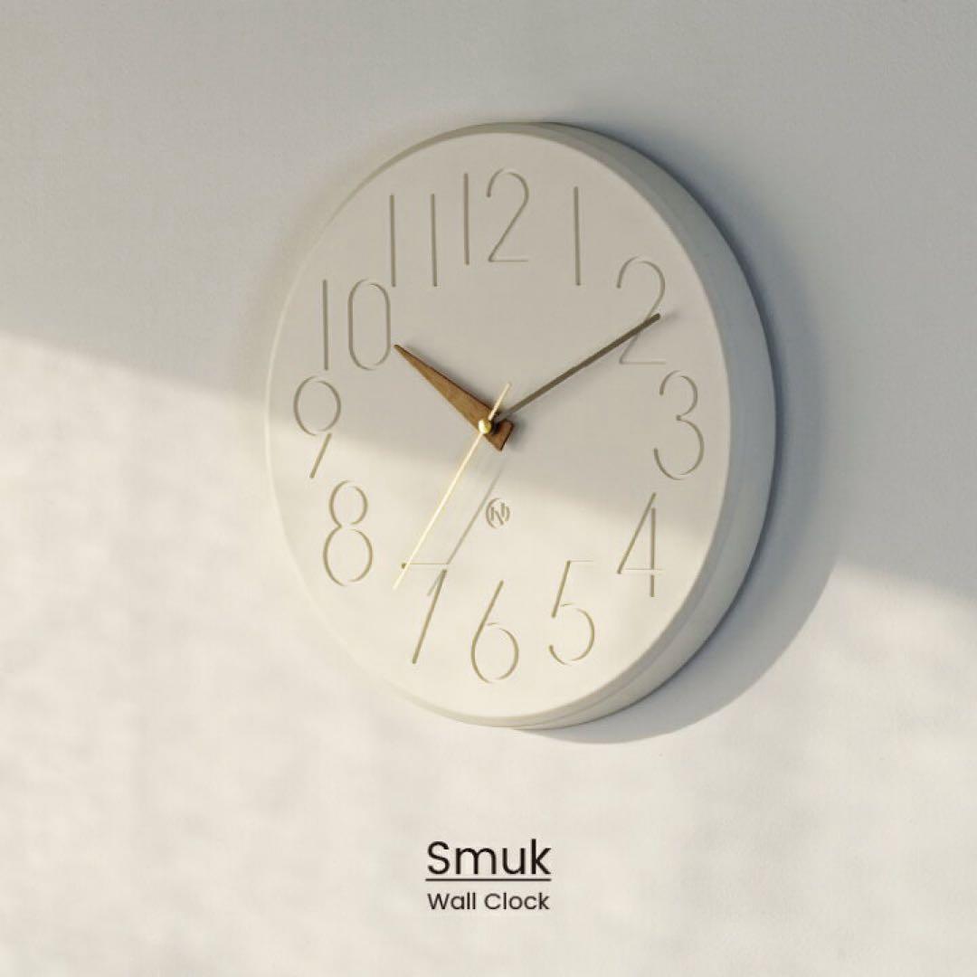 Smuk Wall Clock ホワイト