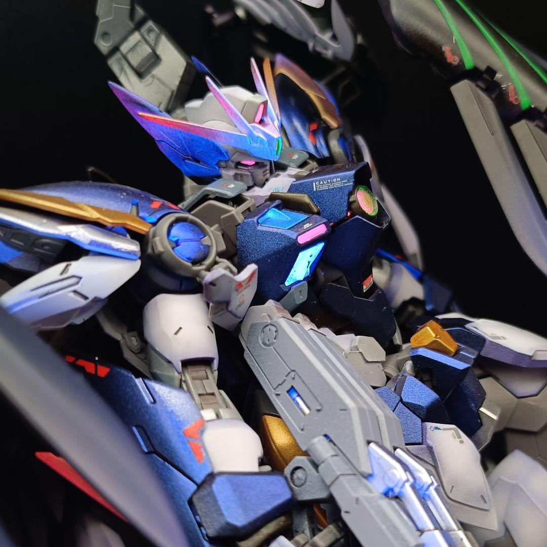 ウイングガンダム　ガンプラHiRM　ハイレゾモデル　塗装完成品