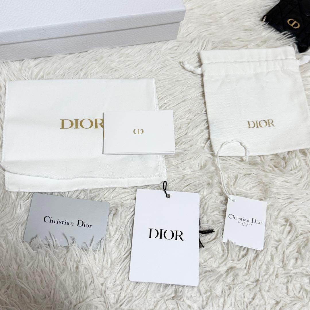 【美品】Dior iPhone14pro ゴールドチェーン　レディディオール