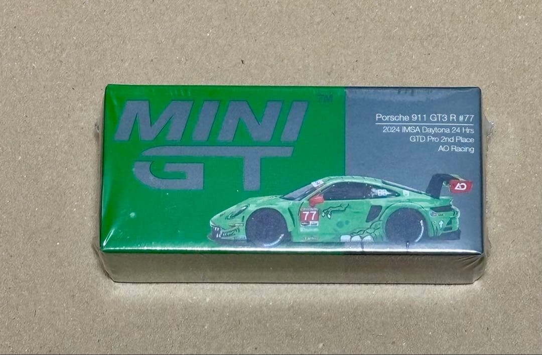 残少(1点) MINI GT 1/64 ポルシェ 911 GT3R#77