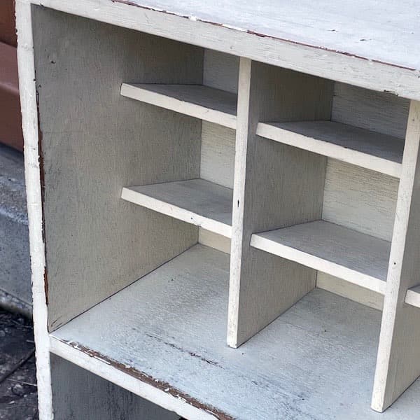 ビンテージ　レターケース　陳列棚　サイドボード　店舗家具　フレンチシャビィ