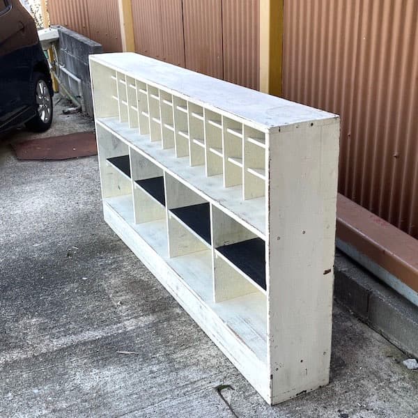 ビンテージ　レターケース　陳列棚　サイドボード　店舗家具　フレンチシャビィ