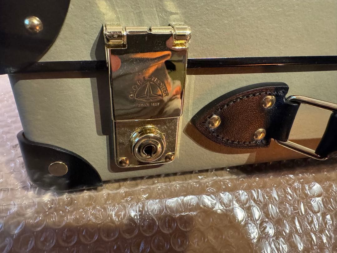 頂 極上ZERO GLOBE-TROTTER アタッシェ オリーブグリーン