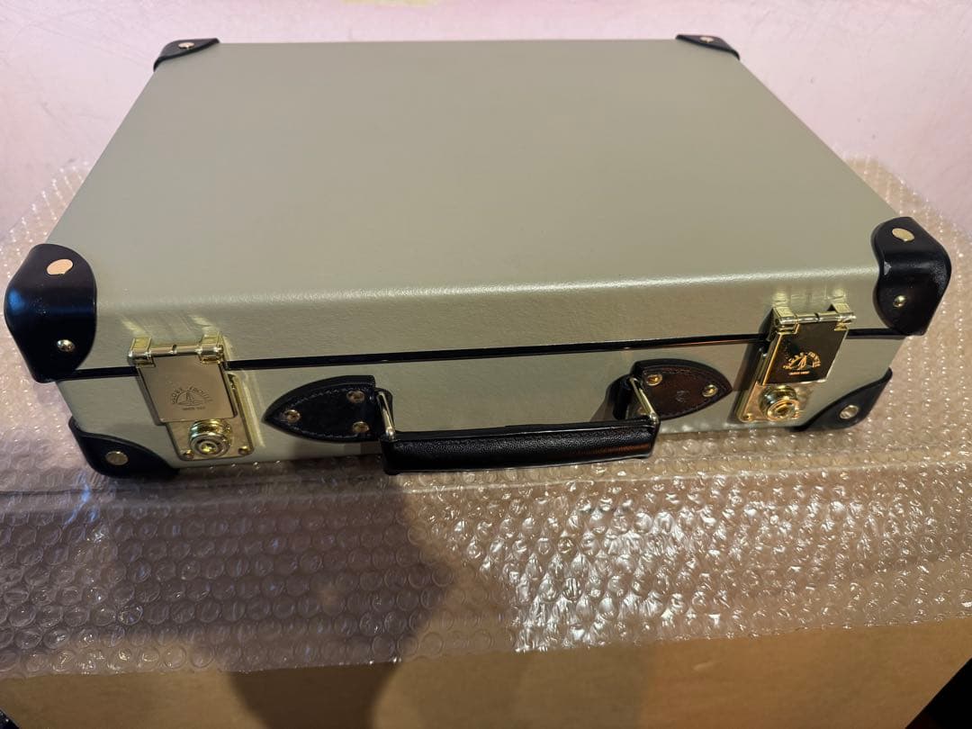 頂 極上ZERO GLOBE-TROTTER アタッシェ オリーブグリーン