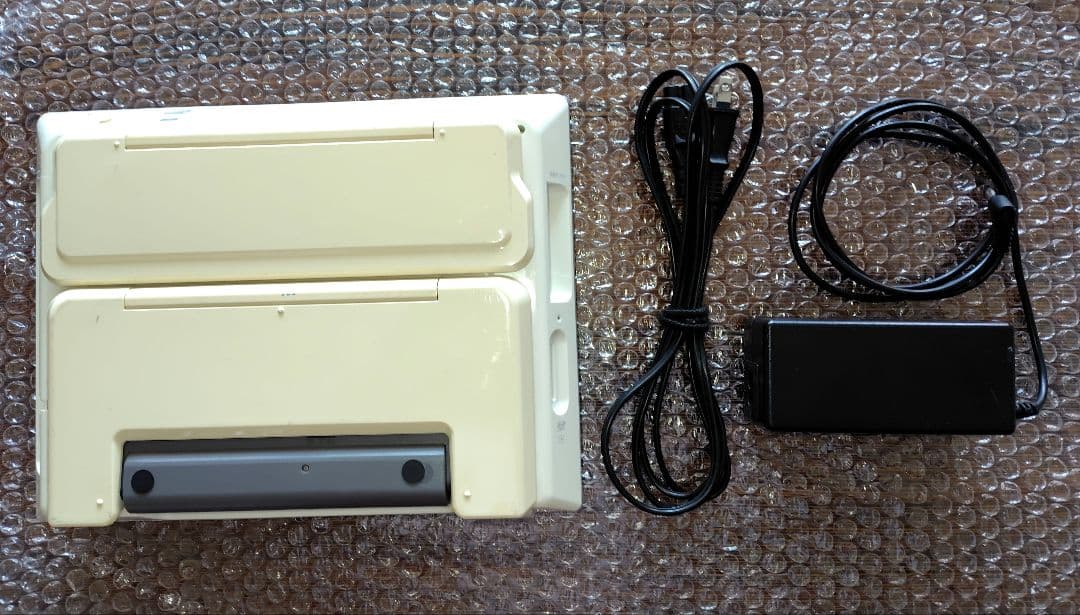 Panasonic DMP-BV300 ポータブルテレビ ブルーレイ リモコン付