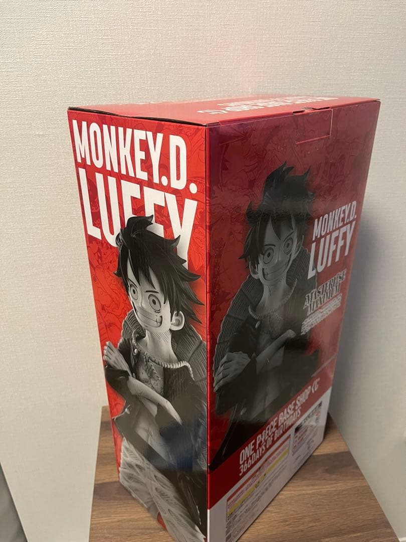 ONE PIECE BASE SHOP くじ　コミックスカラーフィギュア賞