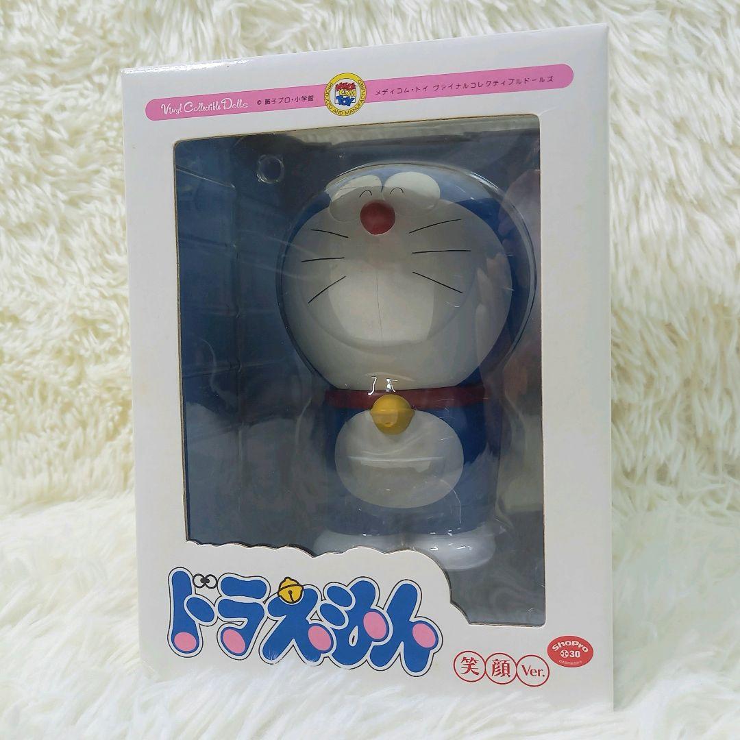 【希少品】メディコムトイ 藤子・F・不二雄 ドラえもん 笑顔ver フィギュア