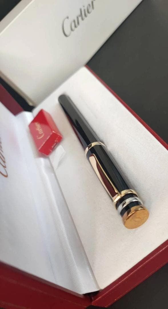 未使用Cartier トリニティ ドゥ カルティエ 18K750ゴールド 万年筆