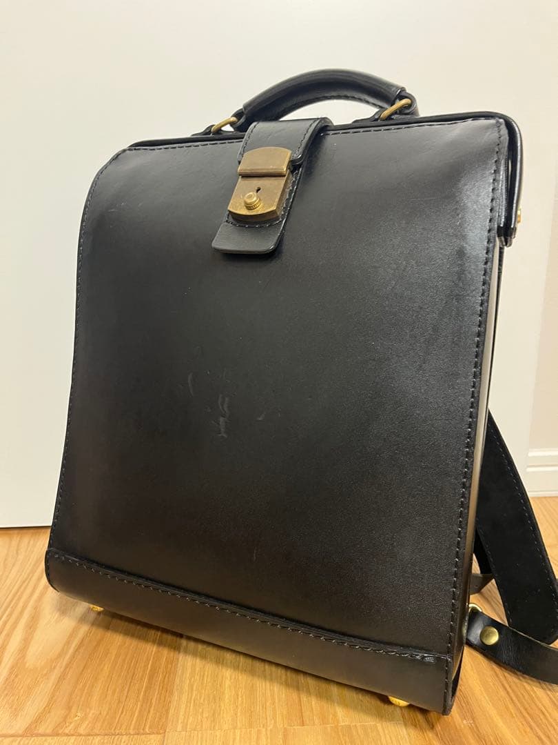 HERZ ダレスリュックM 黒　ビジネスバッグ