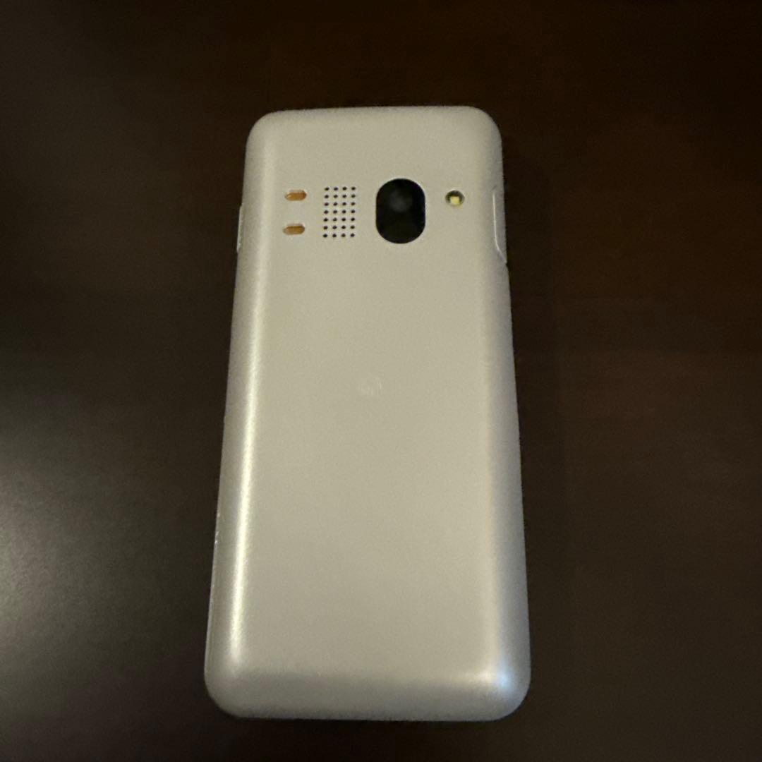 GRATINA 4G KYF31 ｜24時間以内発送